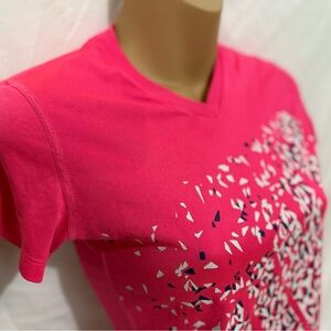 Fitted Hot Pink Short Sleeve Graphic T-Shirt